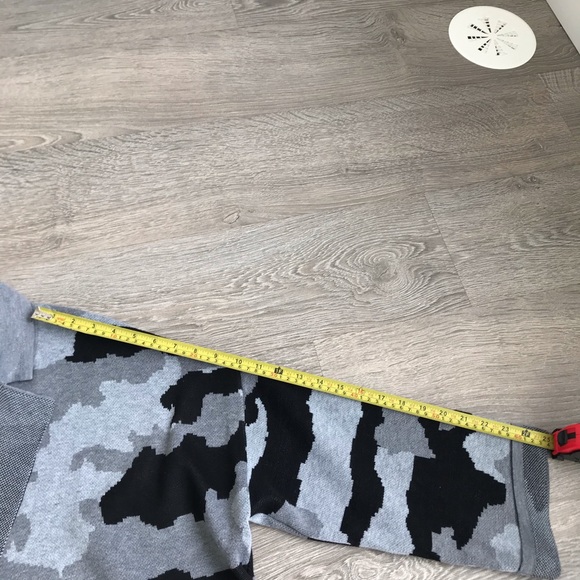 NWOT Molly Bracken Long Knitted Camo Cardigan - Picture 7 of 11